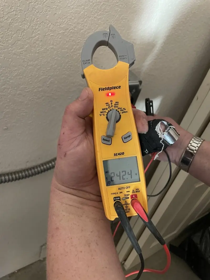 Voltage testing with clamp meter during Aluminum Wiring Replacement in Middlefield